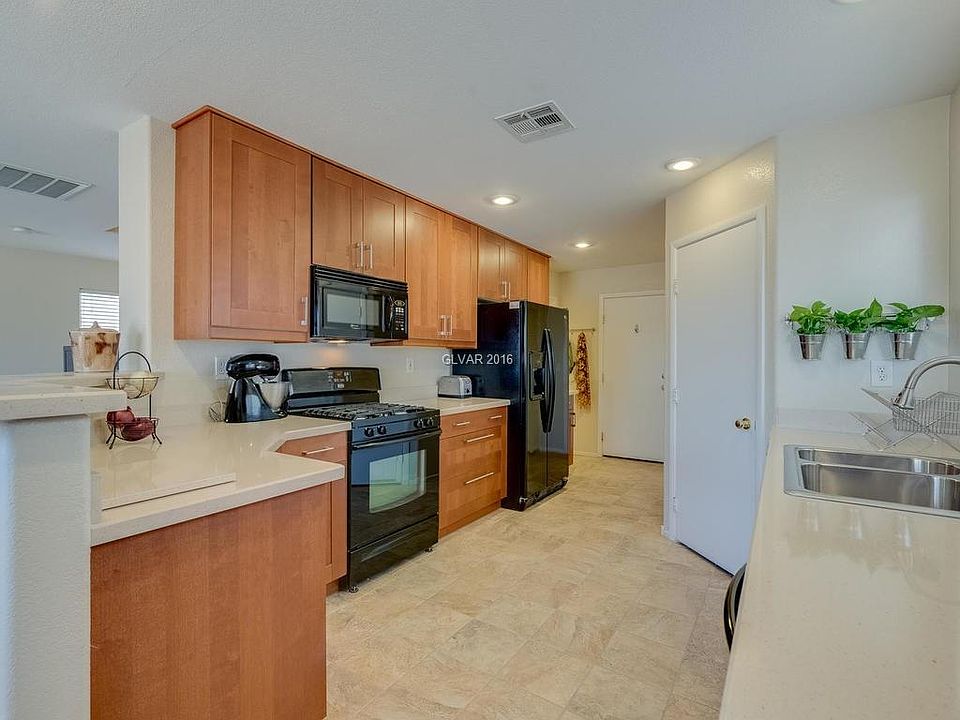 1st image of 11802 Bella Luna St
