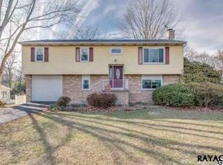 15 Autumn Dr, Dillsburg, PA 17019