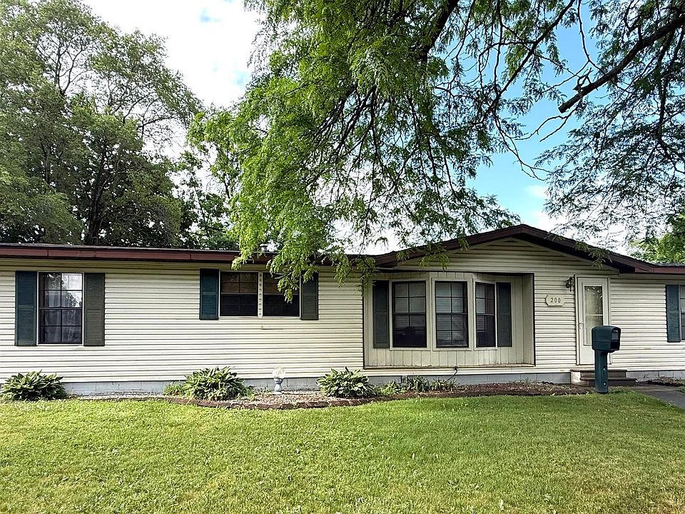 1st image of 200 Koehler St