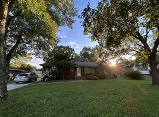 108 Utley Dr, Goodlettsville, TN 37072