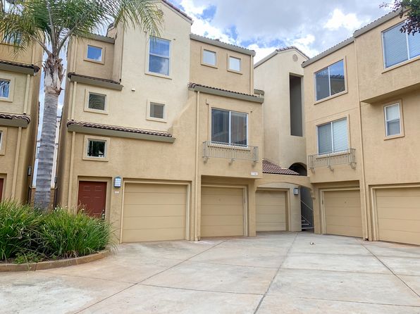 1690 Civic Center Dr APT 207