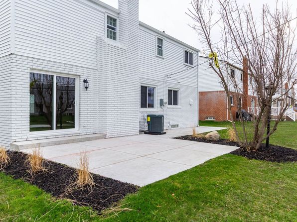 27320 Sutherland St, Southfield, MI 48076