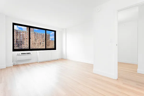 Rented by Olnick Organization | media 10