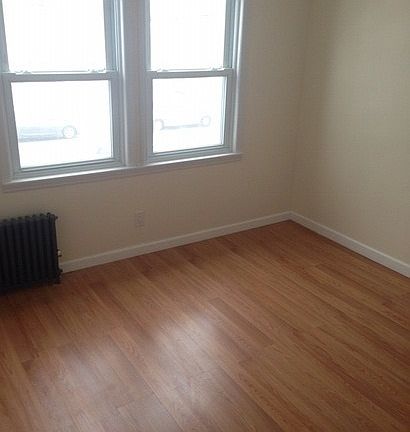 5th image of 132-42 Cross Bay Blvd