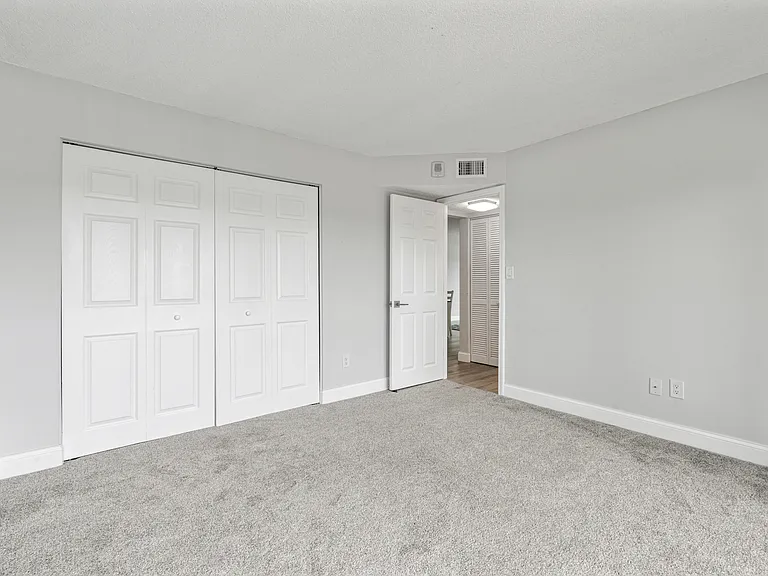 51 Island Way #411 — Photo 15