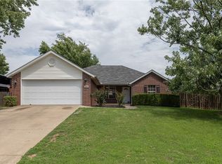 305 Summerset St, Lowell, AR 72745