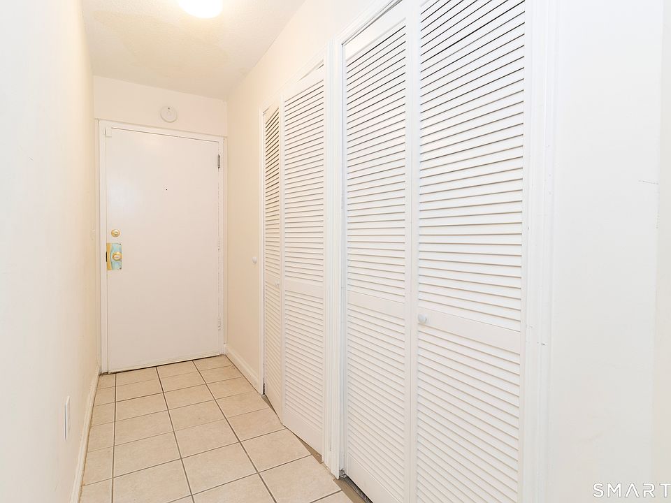 1st image of 175 Mill Pond Road #101