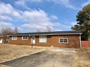 111 Clark Ave, Poteau, OK 74953