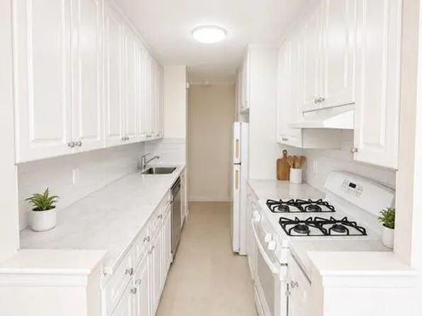 2650 Ocean Pkwy APT 3D, Brooklyn, NY 11235