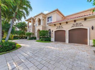 950 Allamanda Dr, Delray Beach, FL 33483