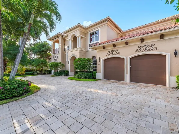 950 Allamanda Dr, Delray Beach, FL 33483