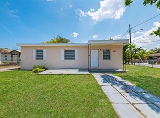 323 NW 9th St, Hallandale Beach, FL 33009