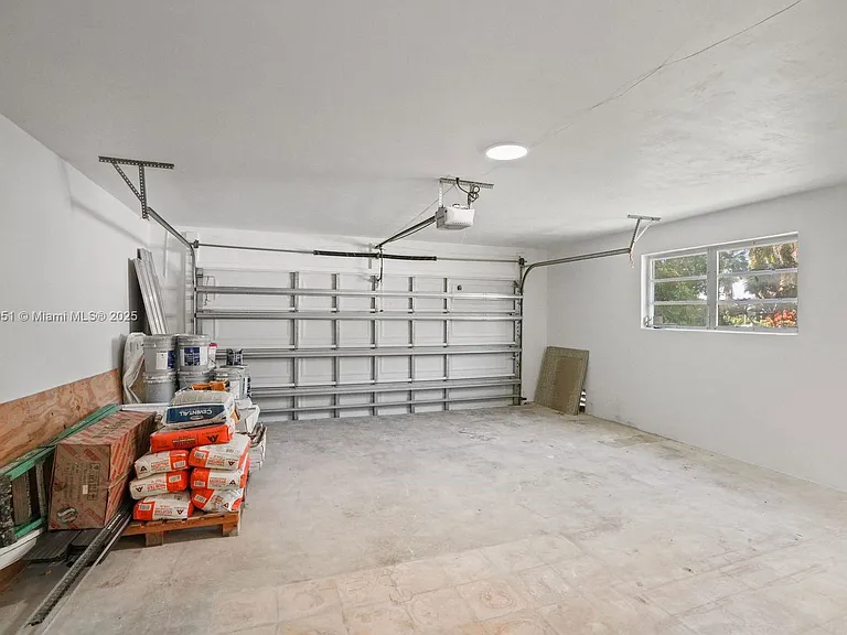 8081 SW 139th Ter — Photo 8