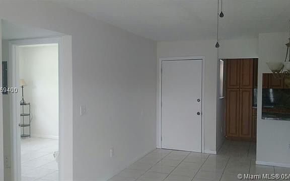 3rd image of 900 NE 209th Ter APT 201-31