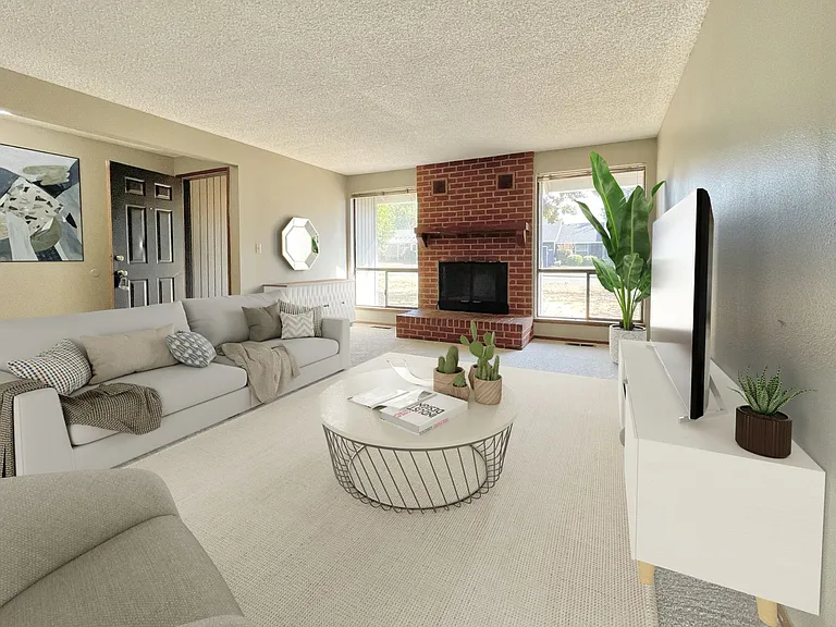 2075 SW Wynwood Ave — Photo 2
