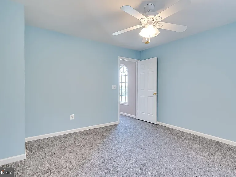 1353 N Fairfax Blvd — Photo 22