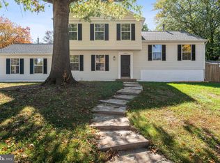 10400 Spraggins Ct, Manassas, VA 20110