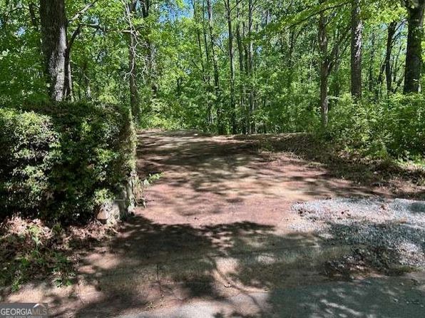 3668 Hemlock Pl SE, Acworth, GA 30102