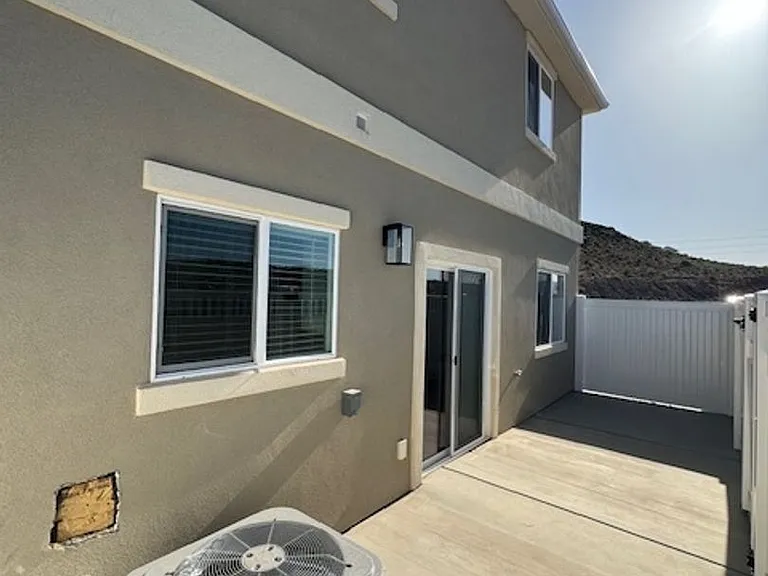 1042 S 1450 E #25 — Photo 15