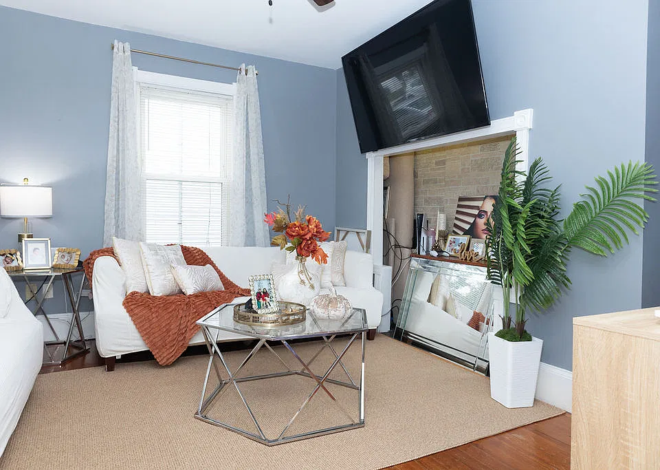 11 Winthrop Ave #1