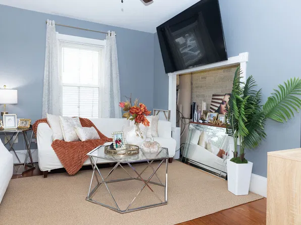 11 Winthrop Ave #1, Beverly, MA 01915