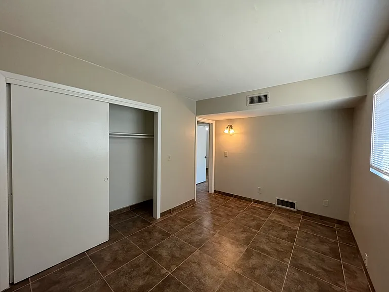 10 W Forrest Feezor St — Photo 25