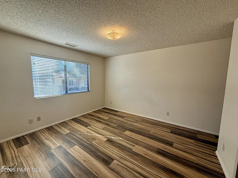 350 Rim Rock Cir #2 — Photo 13