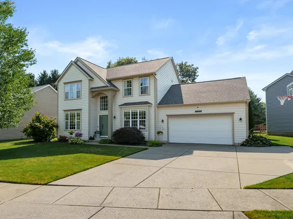 7198 Bolingbrook Dr, Portage, MI 49024
