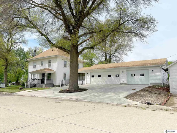 201 N Butternut St, De Witt, NE 68341