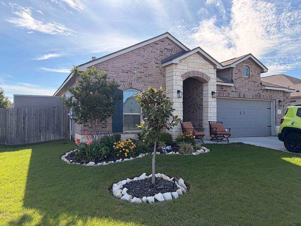 220 Stag Way - Property Image