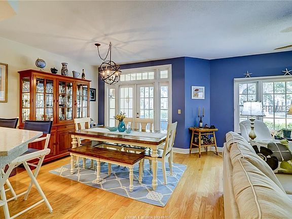 3rd image of 63 Spindle Ln #63