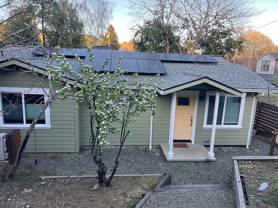 1st image of 51 Amicita Ave