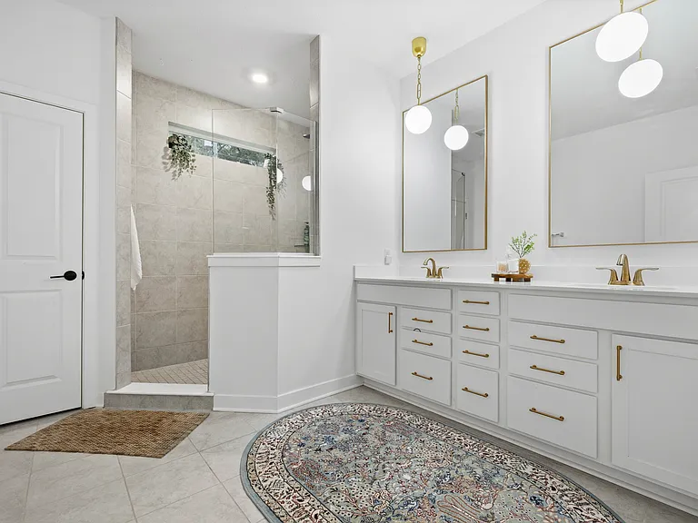 10810 Cornell St — Photo 18