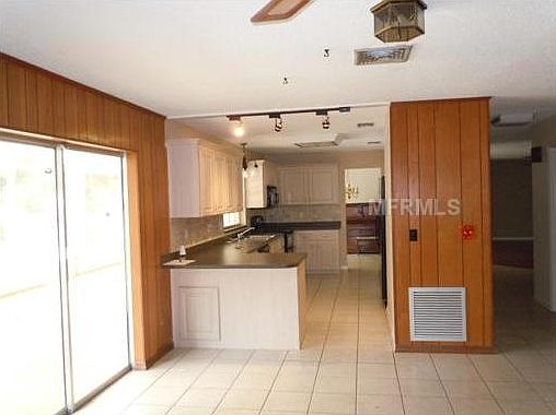 3rd image of 1305 Walker Cir E