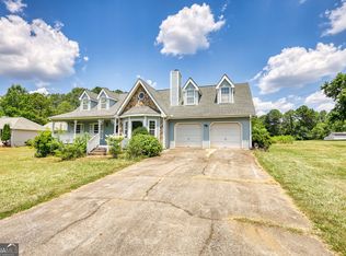 3501 Camelot Way, Loganville, GA 30052