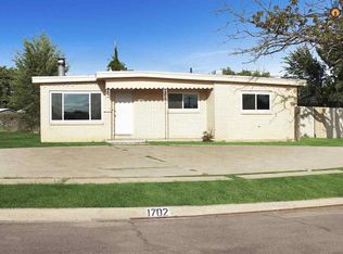 1702 E Rose Ln, Hobbs, NM 88240