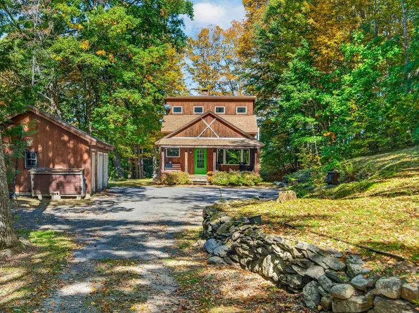 6 Town Farm Road, Springfield, VT 05156