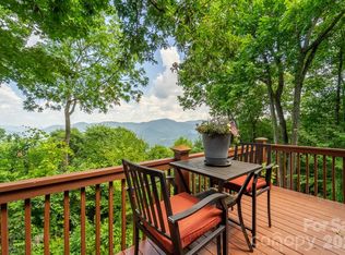 760 Woody Ln, Waynesville, NC 28786