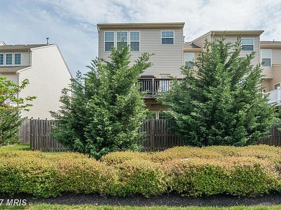 3rd image of 7016 Ingrahm Dr