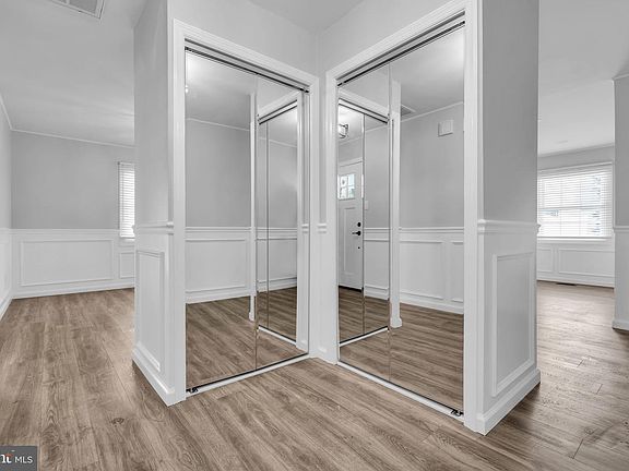 3rd image of 100 Evergreen Dr