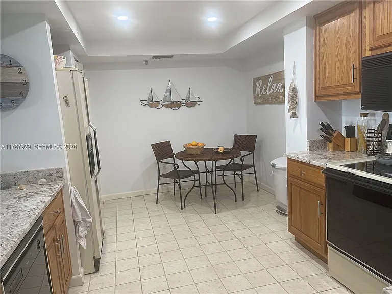 5047 N Highway A1A #1205 — Photo 27
