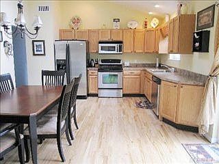 3rd image of 24 Southaven Ave