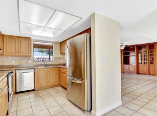 104 Sherwood Cir APT 1B, Jupiter, FL 33458