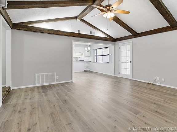 5th image of 8731 N 121st East Ave