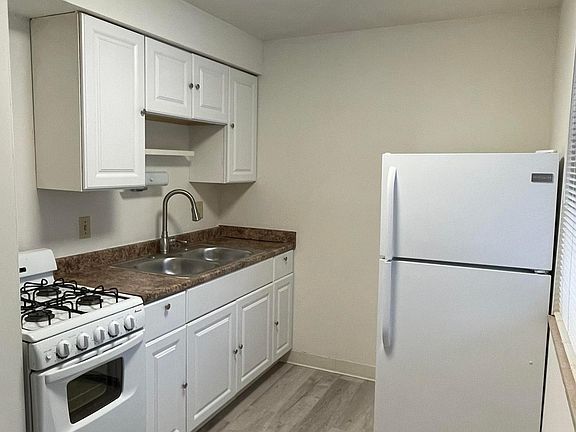 3rd image of 3088 Dorris Ave APT A