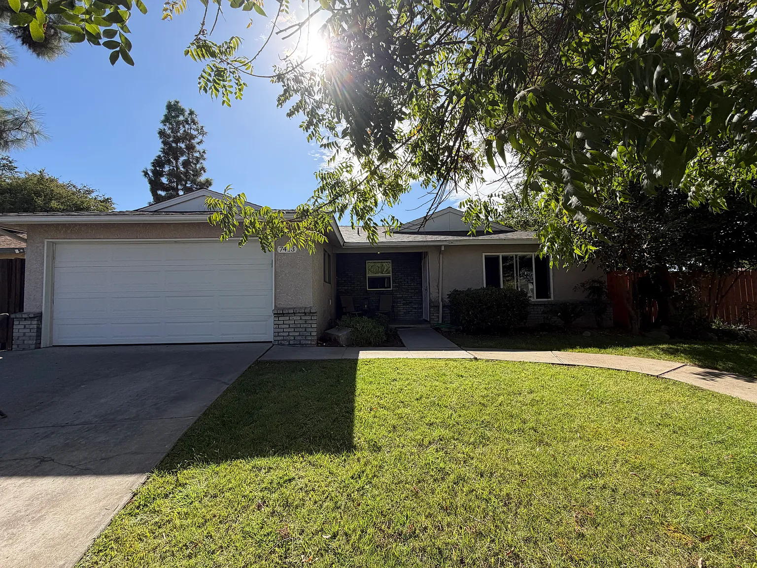 3 bed, 1489 sqft, $2,950 — Photo 1