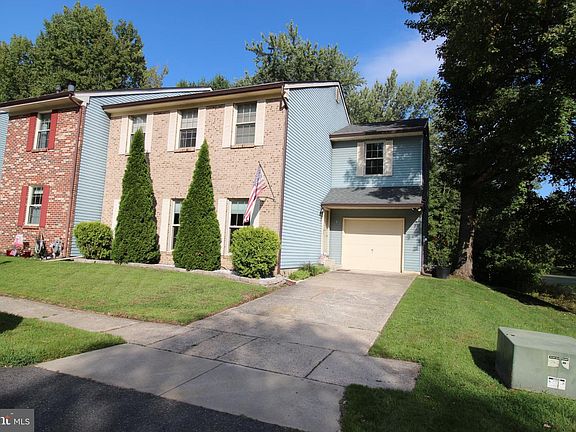 2nd image of 1 Blackhawk Ct