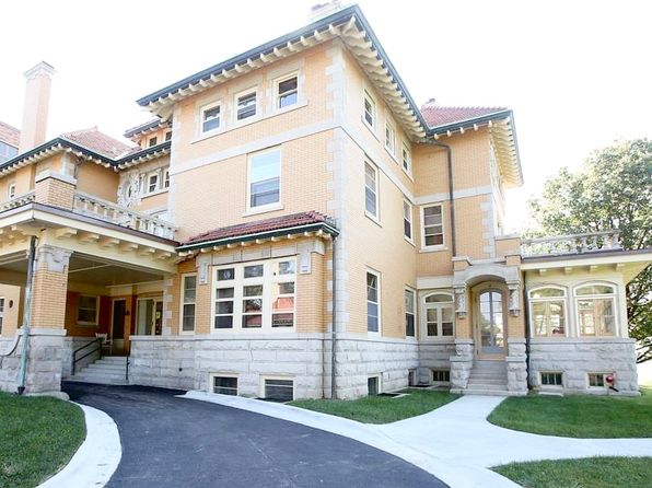 1101 W 9th St UNIT 102