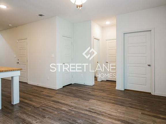 4th image of 3336 Brambleton Hill Pl