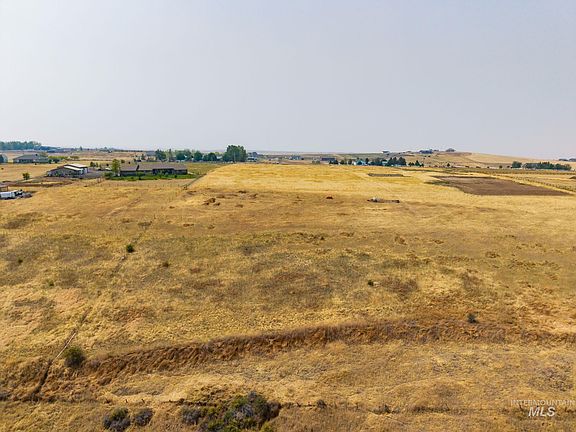 3rd image of Powell Rd